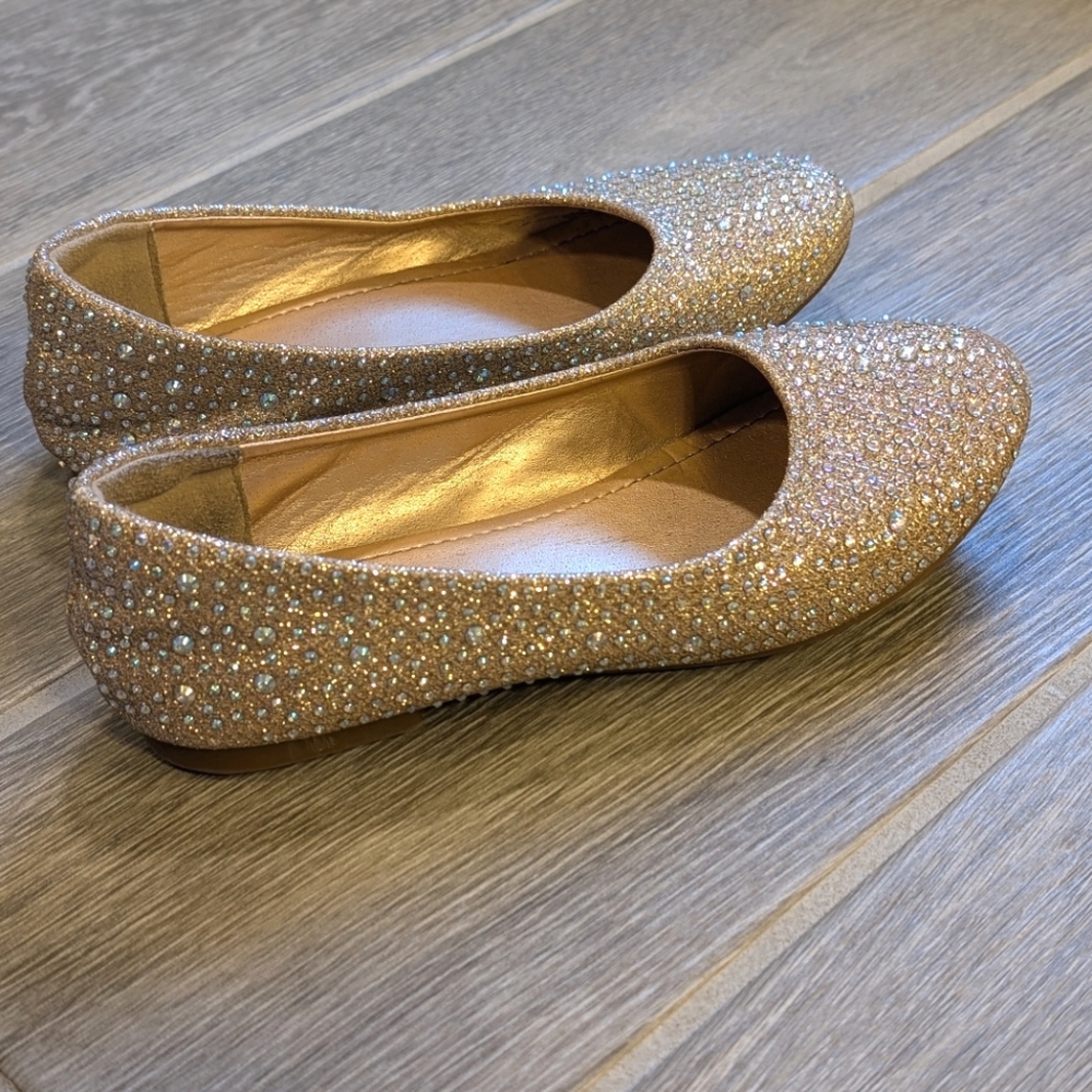 Sparkle Gold/Nude Flats, rhinestone Dream Pair size 1 Girls